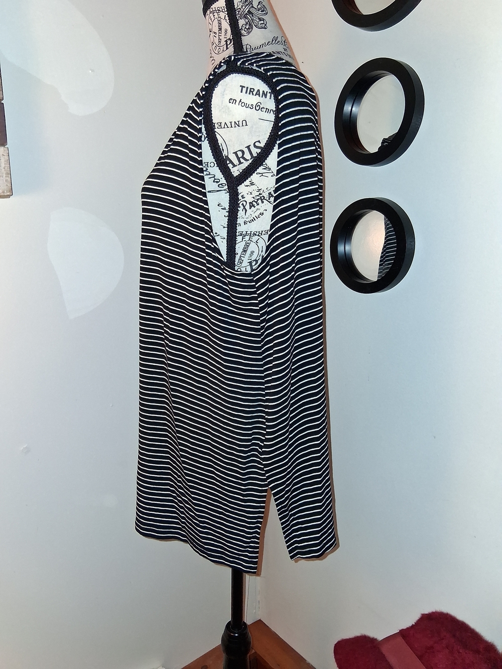 Old Navy Tank Top Bundle - 2 Tops - Picture 9 of 16